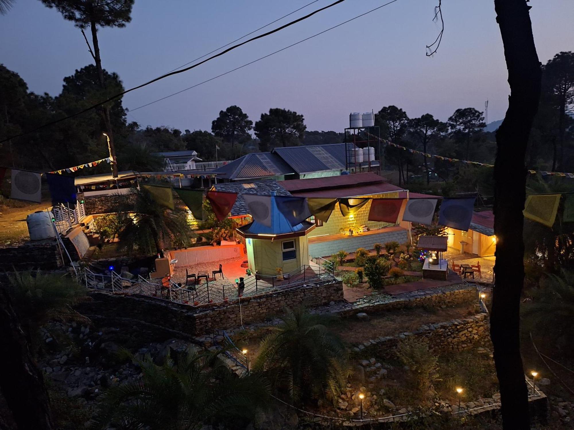 Tathastu Bir -Homestay ,Dorm,Hostel Exteriér fotografie